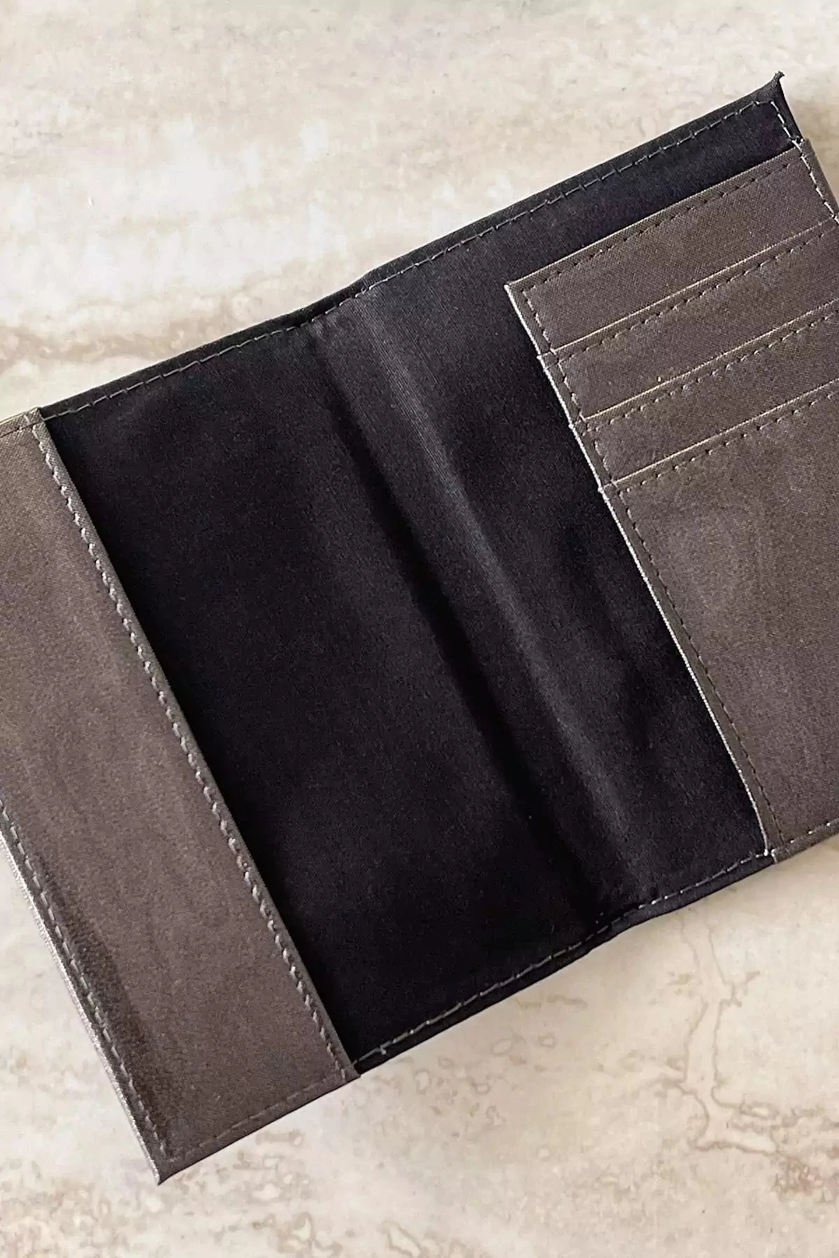 Naughty Or Nice Card Holder - Image 3