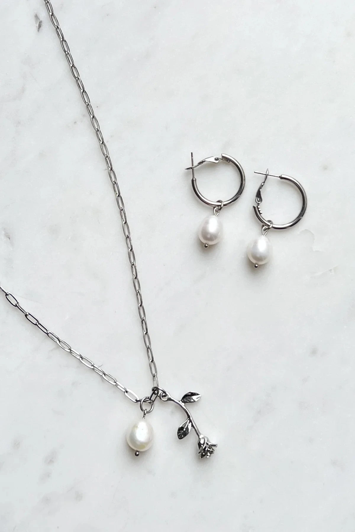 Dreamsbaby Jewels X Dippin Daisys Rosy Necklace - Image 6