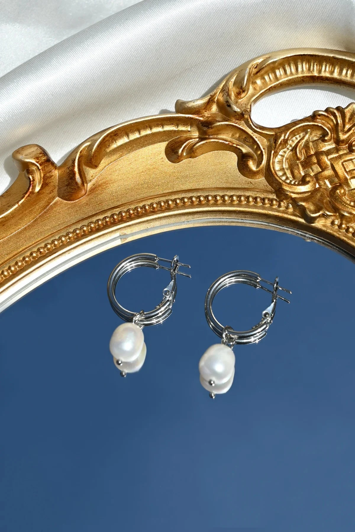 Dreamsbaby Jewels X Dippin Daisys End Of The World Hoop Earrings - Image 2